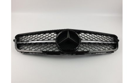 Решетка радиатора Mercedes C-class W204