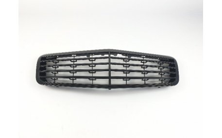 Решетка радиатора Mercedes E-class W211 2006-2009
