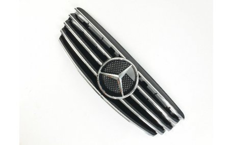 Решетка радиатора Mercedes E-class W211 2002-2006