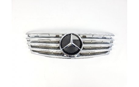 Решетка радиатора Mercedes E-class W211 2002-2006