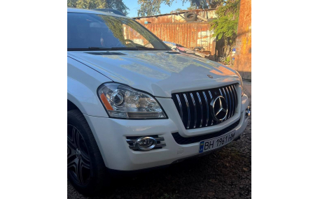 Решетка радиатора Mercedes GL-class X164