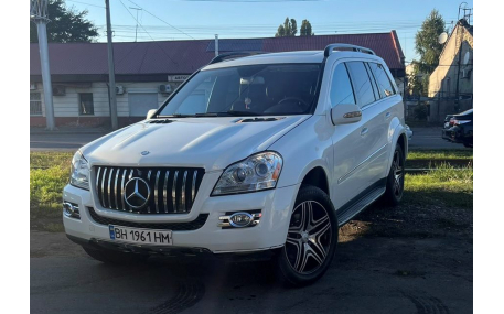 Решетка радиатора Mercedes GL-class X164
