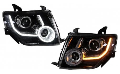 Фары передние Mitsubishi Pajero Wagon 4