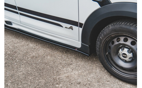 Накладки на пороги Mini Countryman