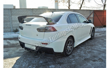 Накладка задняя Mitsubishi Lancer X