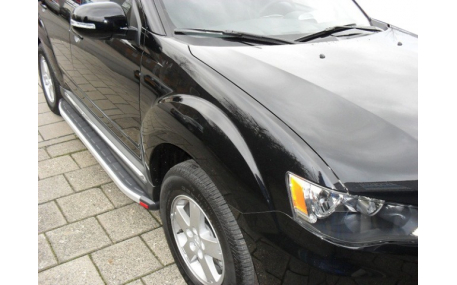 Подножки Mitsubishi Outlander