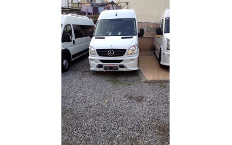Накладка передняя Mercedes Sprinter 2007-2012