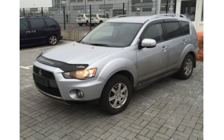 Дефлектор капота Mitsubishi Outlander XL