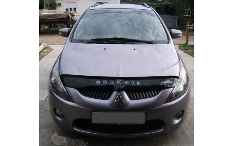 Дефлектор капота Mitsubishi Grandis