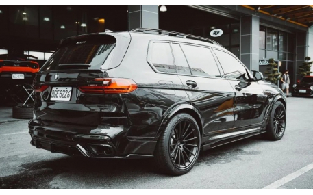 Спойлер BMW X7 (G07)