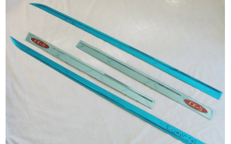 Молдинги дверей Mazda CX-5