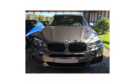 Решетка радиатора BMW X5 (F15)