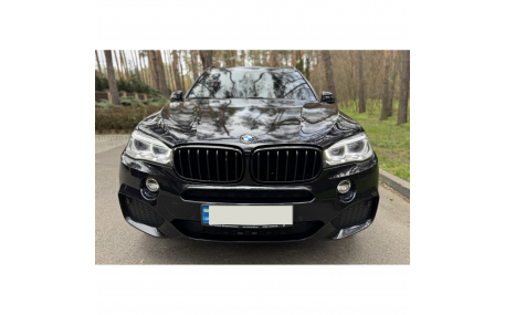 Решетка радиатора BMW X5 (F15)