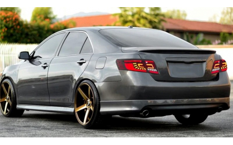Фонари задние Toyota Camry V40