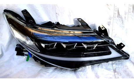 Фары передние Toyota Camry V50 USA