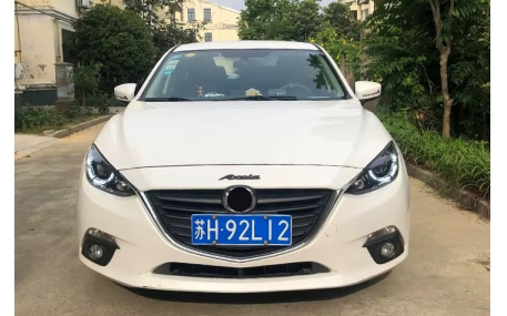 Фары передние Mazda 3