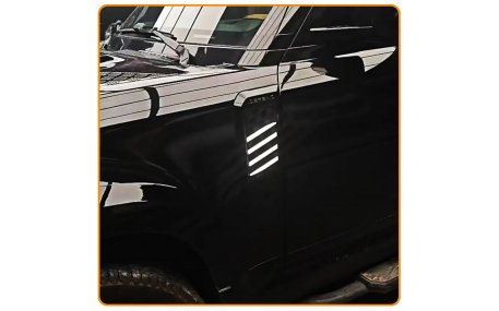 Вставки в крылья Land Rover Defender