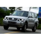 Фары передние Mitsubishi Pajero Wagon 3