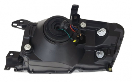 Фары передние Mitsubishi Pajero Wagon 3