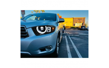 Фары передние Toyota Highlander 2007-2010