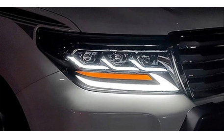 Фары передние Toyota Land Cruiser 200