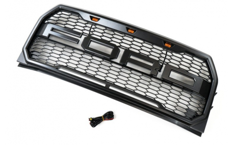 Решетка радиатора Ford F150 2015-2017