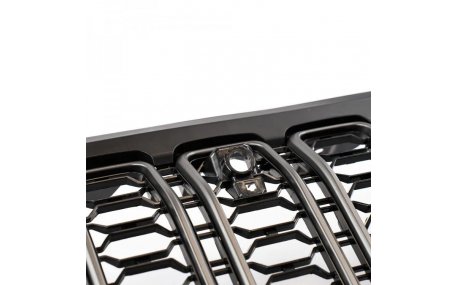 Решетка радиатора Jeep Wrangler JL