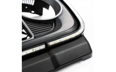 Решетка радиатора Jeep Wrangler JL