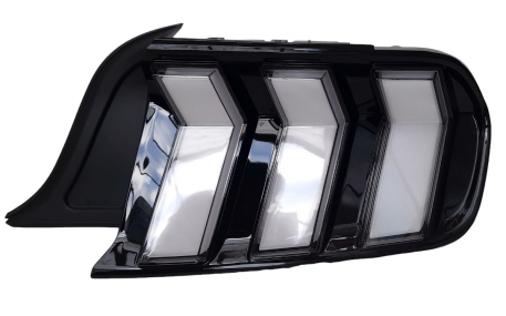 Фонари задние Ford Mustang