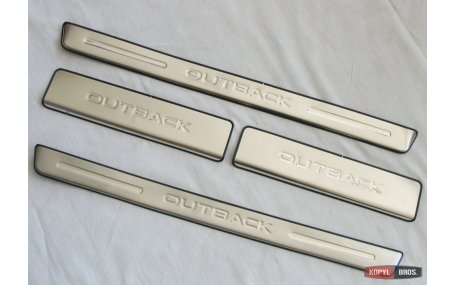 Накладки на пороги Subaru Outback