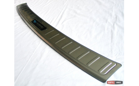 Накладка на задний бампер Subaru XV