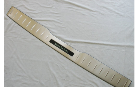 Накладка на задний бампер Mercedes Vito W447