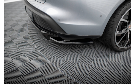 Накладки на бампера Porsche Taycan