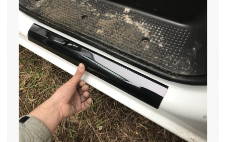 Накладки на пороги Opel Vivaro