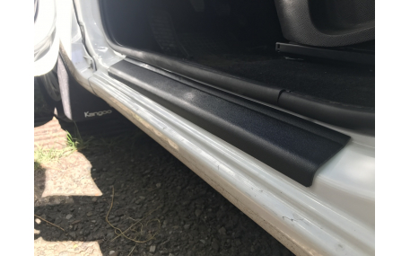 Накладки на пороги Volksqagen T4