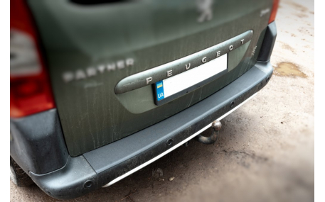Накладка на задний бампер Peugeot Partner Tepee