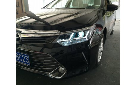 Фары передние Toyota Camry V55