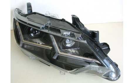 Фары передние Toyota Camry V55