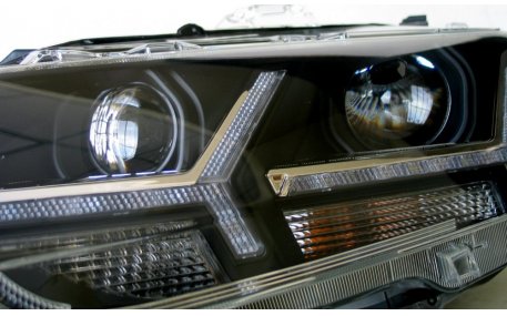 Фары передние Toyota Camry V55