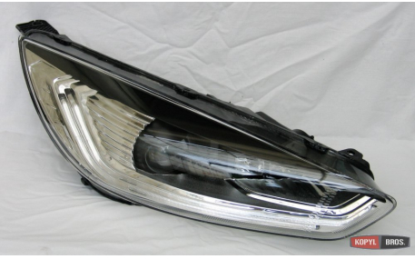 Фары передние Ford Focus MK3 2015-2018