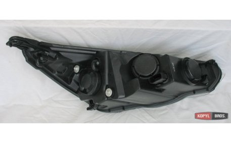 Фары передние Ford Focus MK3 2015-2018