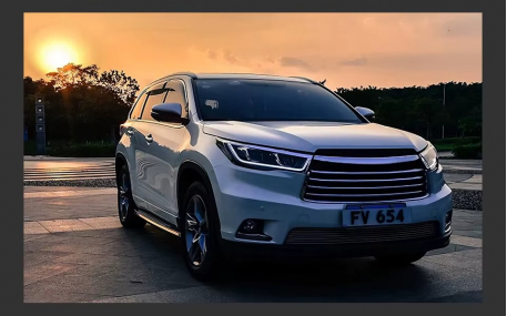 Фары передние Toyota Highlander 2014-2017