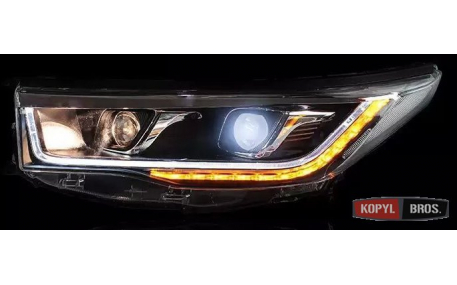 Фары передние Toyota Highlander 2014-2017