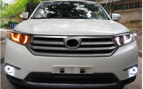 Фары передние Toyota Highlander