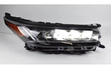 Фары передние Toyota Highlander 2017-2020