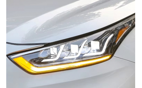 Фары передние Toyota Highlander