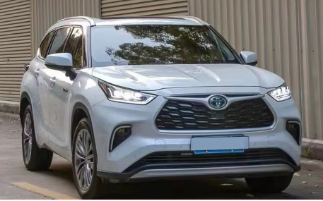 Фары передние Toyota Highlander