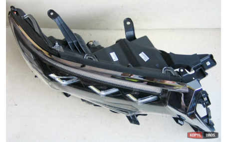 Фары передние Toyota Land Cruiser Prado 150 2018-