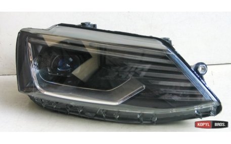 Фары передние Volkswagen Jetta