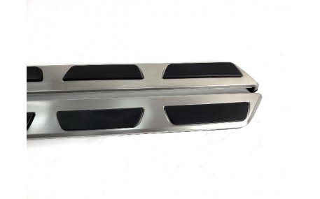 Подножки Audi Q3